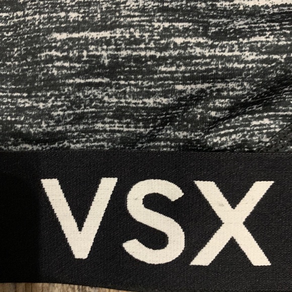 Victoria’s Secret sports bra - Picture 3 of 3